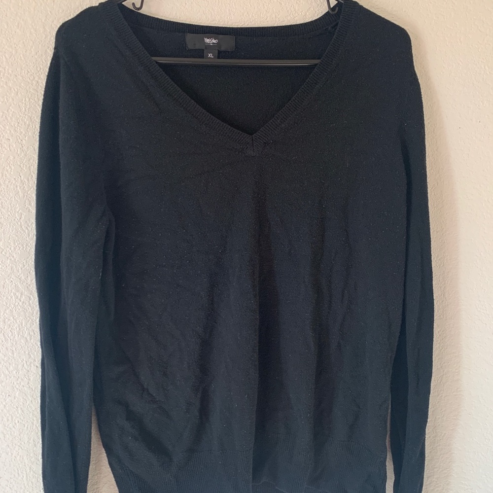 Comfortable, Long Sleeve, Fitted, Black Sweater